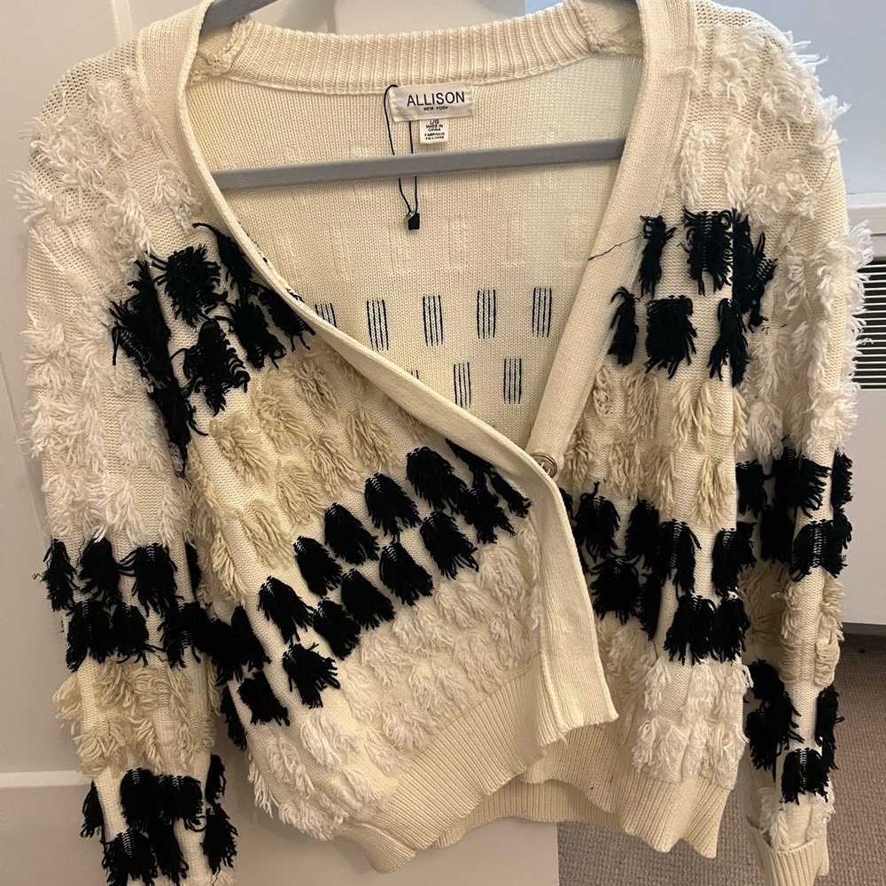 Allison New York sweater